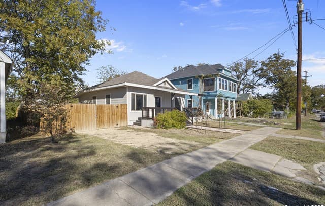 131  Chicago, San Antonio, TX 78210 — photo 4