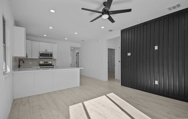 131  Chicago, San Antonio, TX 78210 — photo 7