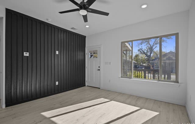 131  Chicago, San Antonio, TX 78210 — photo 8