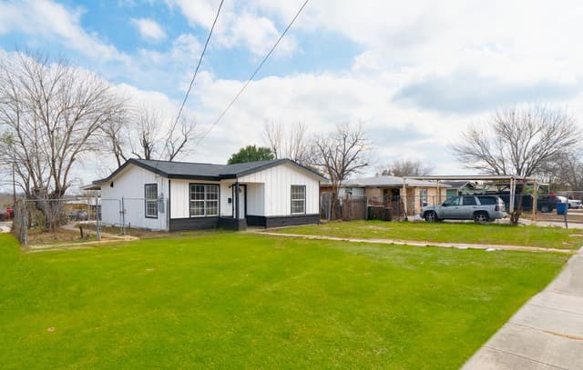 1050 Nw 38th St, San Antonio, TX 78228