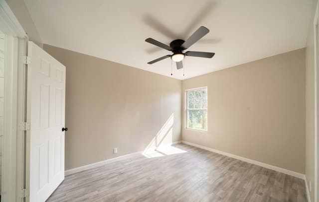 1050  Nw 38th St, San Antonio, TX 78228 — photo 19
