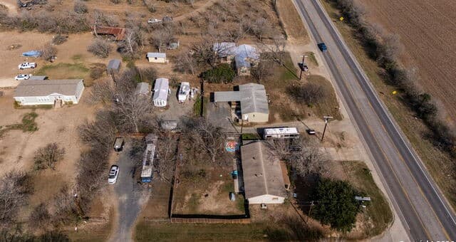 505  State Highway 173, Hondo, TX 78861 — photo 16