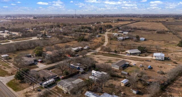 505  State Highway 173, Hondo, TX 78861 — photo 8