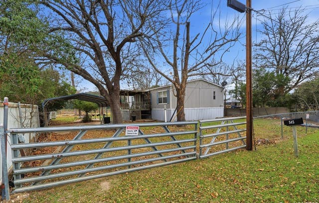 727  Private Road 1516, Bandera, TX 78003 — photo 4