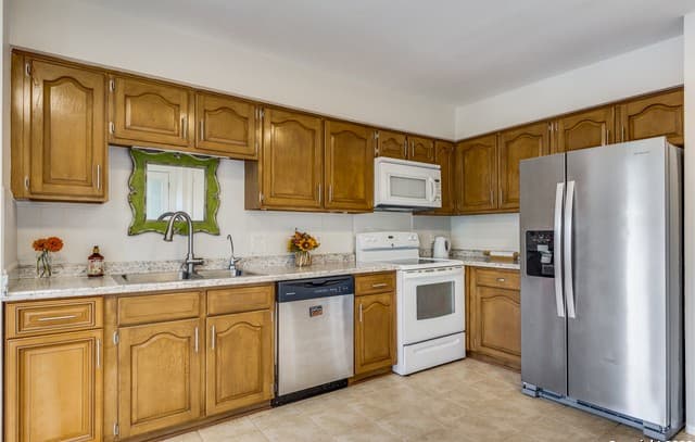 7711  Callaghan Unit APT 905, San Antonio, TX 78229 — photo 19