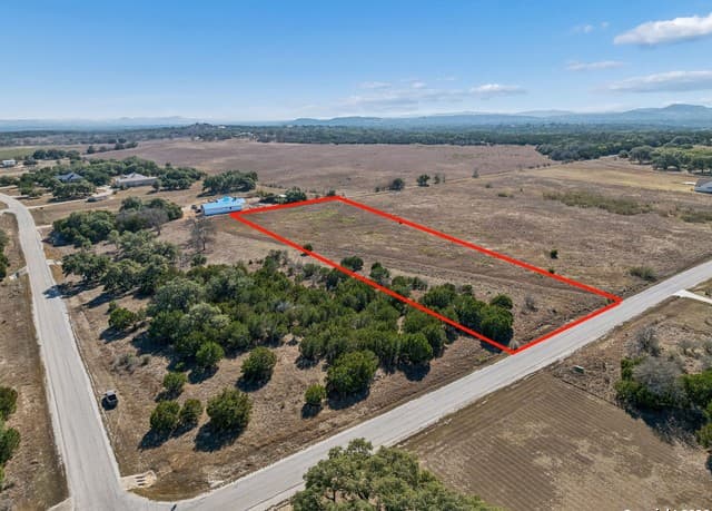 277  Palomino Springs, Bandera, TX 78003 — photo 6