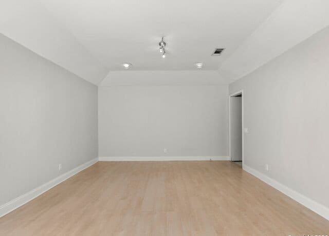 8033 N New Braunfels Unit # 106, San Antonio, TX 78209 — photo 11