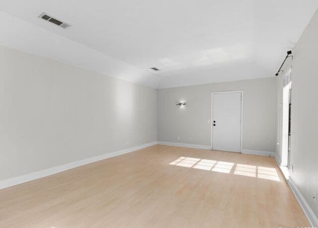 8033 N New Braunfels Unit # 106, San Antonio, TX 78209 — photo 14