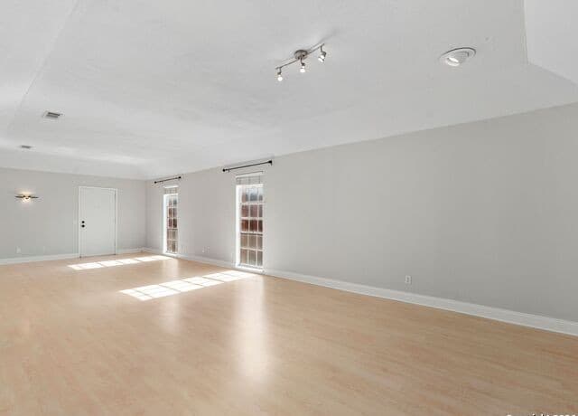 8033 N New Braunfels Unit # 106, San Antonio, TX 78209 — photo 15