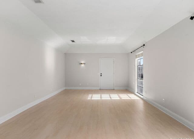 8033 N New Braunfels Unit # 106, San Antonio, TX 78209 — photo 17