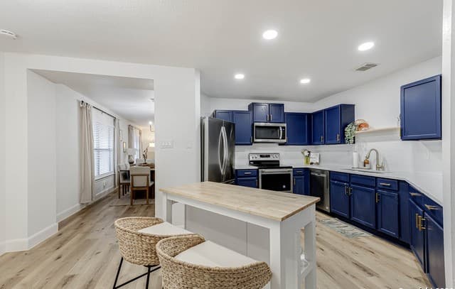 7035  Valmont, San Antonio, TX 78240 — photo 17