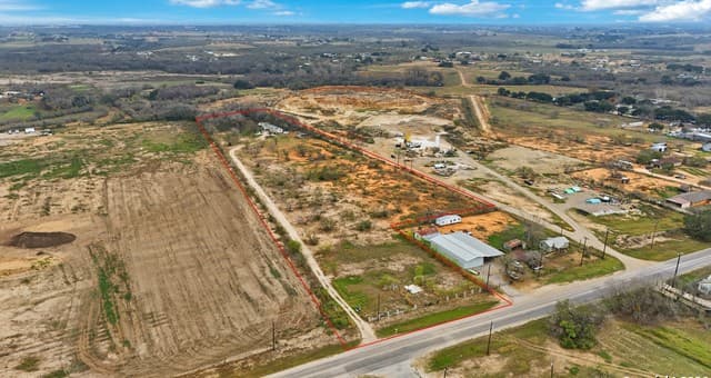 9593  Loop 106, San Antonio, TX 78263
