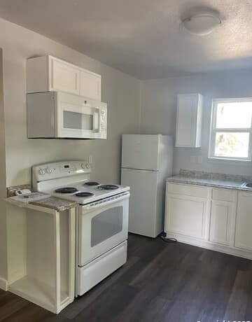 4818  Monterey St Unit #202, San Antonio, TX 78237 — photo 2