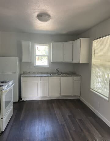 4818  Monterey St Unit #202, San Antonio, TX 78237 — photo 3