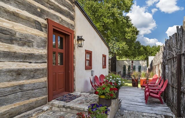 104  Austin, Fredericksburg, TX 78624 — photo 4