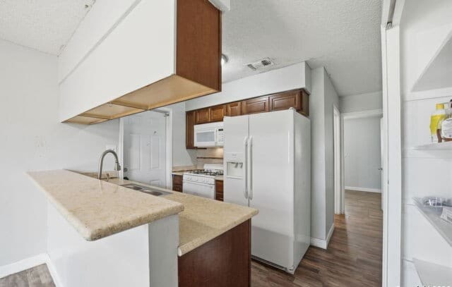 126  Meadow Way, Converse, TX 78109 — photo 12