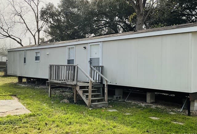 7210  Killdee, San Antonio, TX 78223 — photo 4
