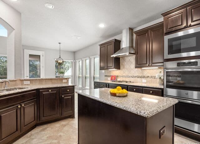 7801  Timber Top, Fair Oaks Ranch, TX 78015 — photo 16
