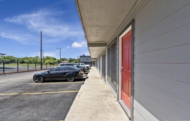 3122  Culebra Road Unit 104, San Antonio, TX 78228 — photo 10
