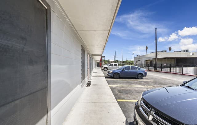 3122  Culebra Road Unit 104, San Antonio, TX 78228 — photo 11