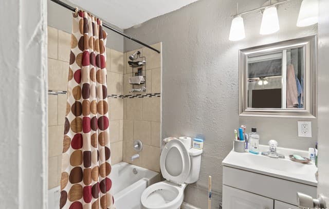 3122  Culebra Road Unit 104, San Antonio, TX 78228 — photo 6