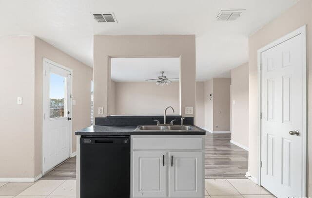 5519  Red Cyn, San Antonio, TX 78252 — photo 10
