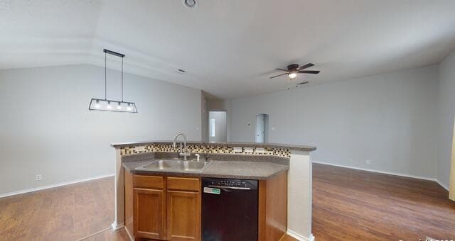 8010  Seminario, San Antonio, TX 78250 — photo 10