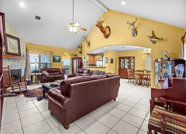 1748  Fm 3424, Canyon Lake, TX 78133 — photo 8