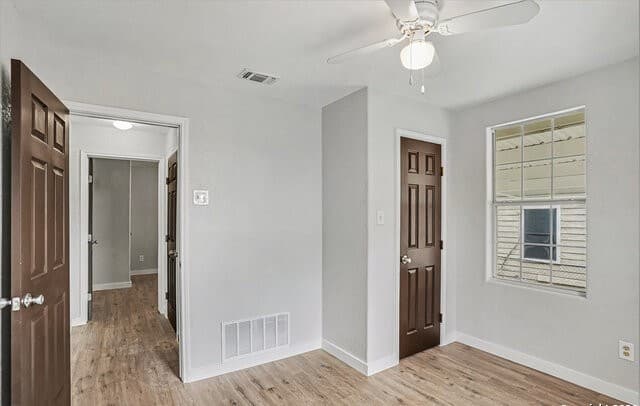 2039  Schley Ave, San Antonio, TX 78210 — photo 15