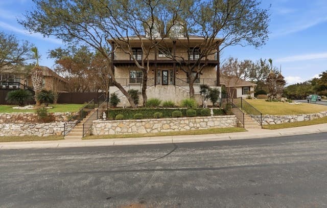 18339 Emerald Oaks