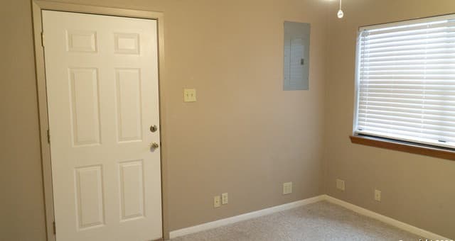 730 N Main, Utopia, TX 78884 — photo 15