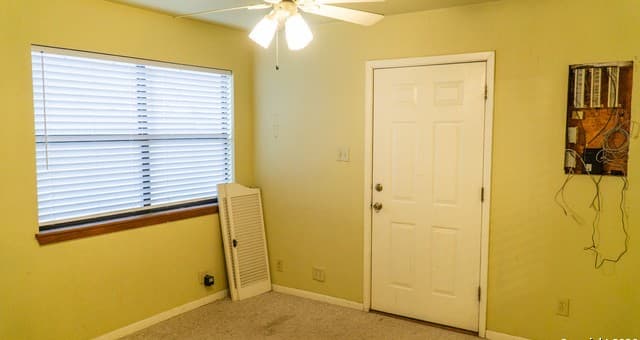 730 N Main, Utopia, TX 78884 — photo 16