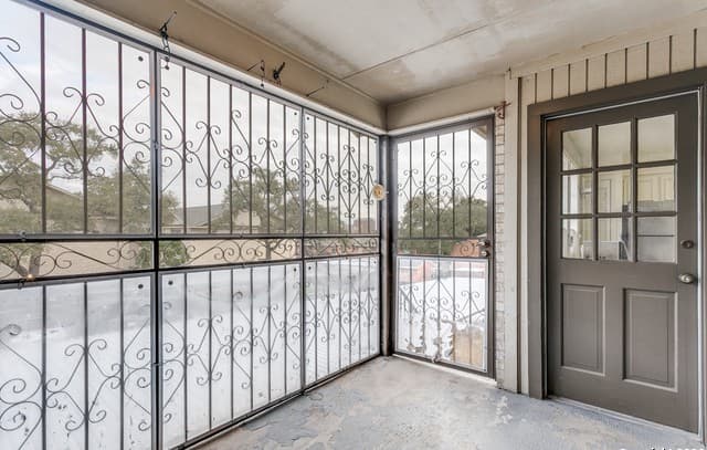 165 W Rampart Unit 104, San Antonio, TX 78216 — photo 10
