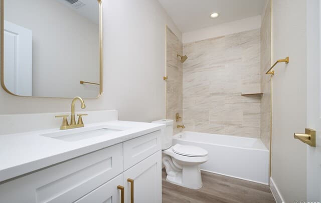 1644  Mistletoe Unit 201, San Antonio, TX 78201 — photo 2