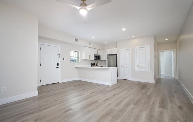 1644  Mistletoe Unit 201, San Antonio, TX 78201 — photo 4