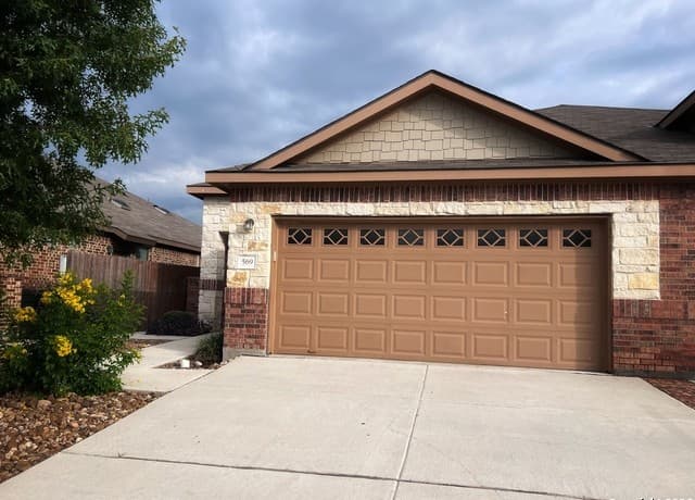 565-569  Creekside Circle Unit 569
