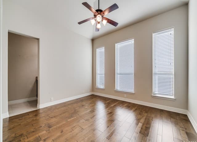 19538  Brooke Place, San Antonio, TX 78258 — photo 18