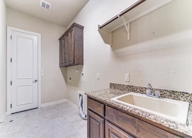 19538  Brooke Place, San Antonio, TX 78258 — photo 22