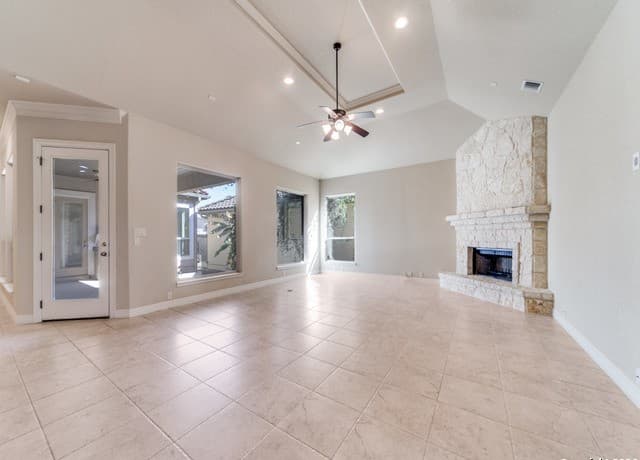 19538  Brooke Place, San Antonio, TX 78258 — photo 5