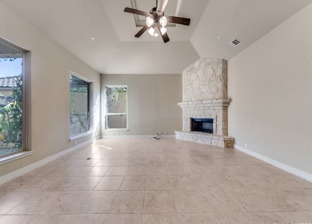 19538  Brooke Place, San Antonio, TX 78258 — photo 6