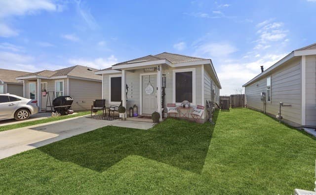 13854  Llama Place, San Antonio, TX 78252 — photo 3