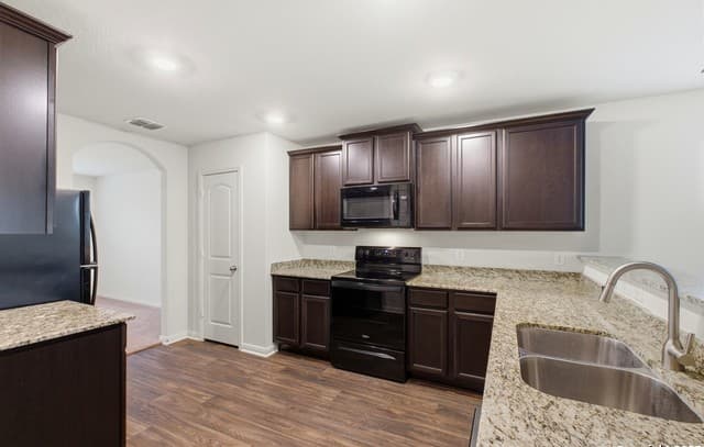 8408  Roadrunner Passage, San Antonio, TX 78222 — photo 11