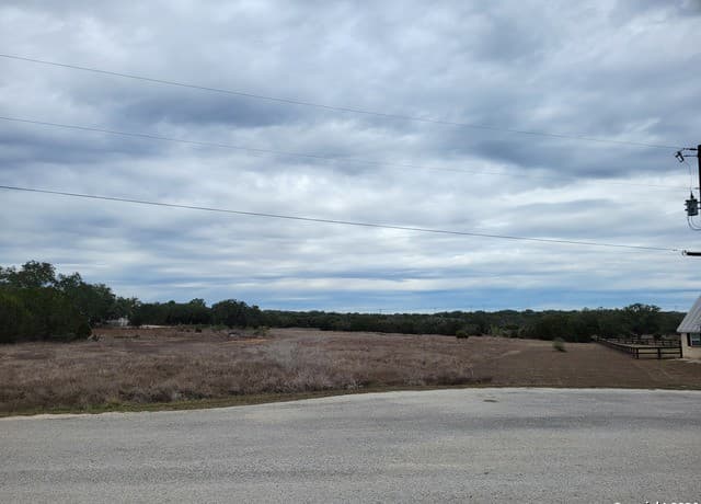 811  Serene Waters, Spring Branch, TX 78070 — photo 12