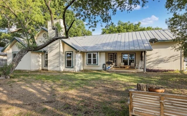 101  Country Ln, Castroville, TX 78009 — photo 12