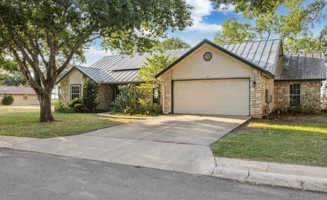 101  Country Ln, Castroville, TX 78009 — photo 2