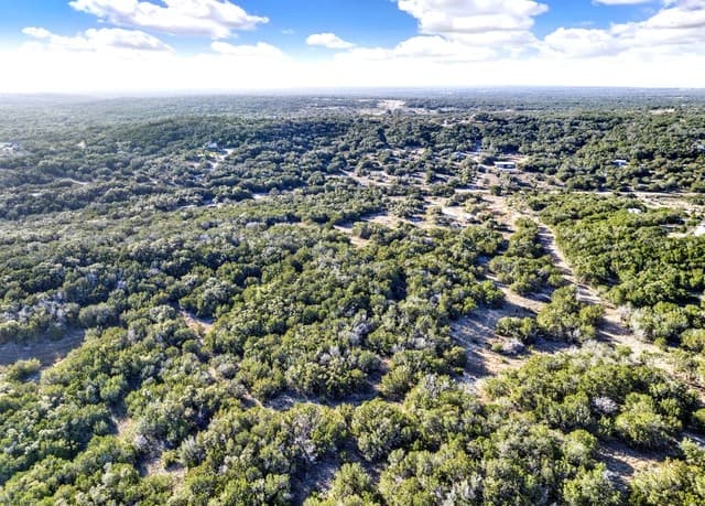 388  County Road 243, Hondo, TX 78861 — photo 6