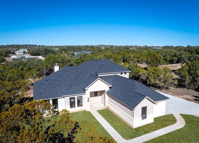 742 Rayner Ranch
