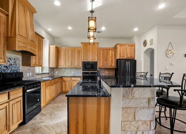1530 County Road 132, Floresville, TX 78114 — photo 10