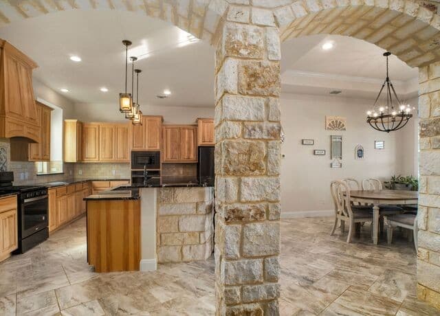1530 County Road 132, Floresville, TX 78114 — photo 9