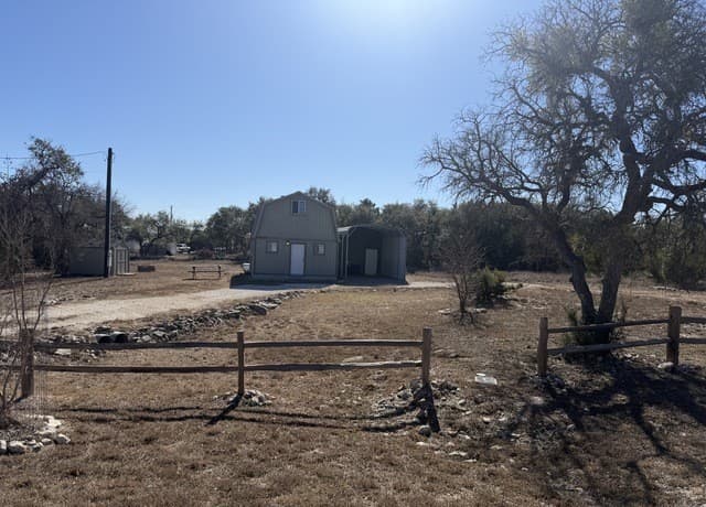 9137  Fawn Creek, Spring Branch, TX 78070 — photo 2
